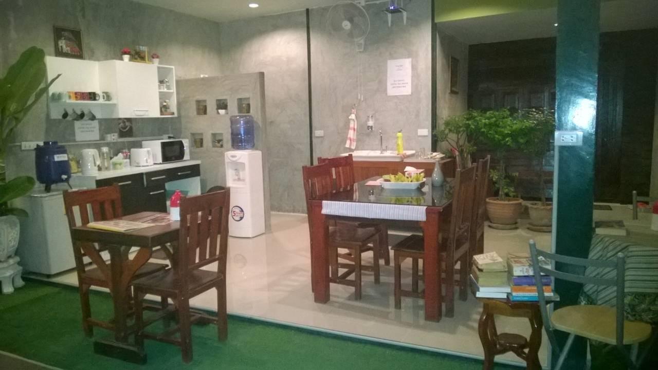 Pk Hostel 프라 나콘 시 아유타야 외부 사진